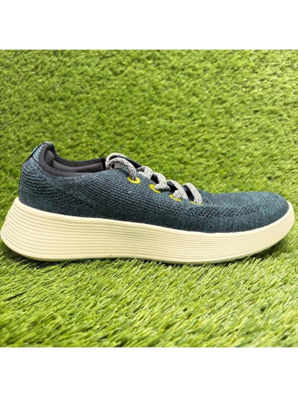 Allbirds Tree Runner Go Mens Size 8.5 Blue White Athletic Running Shoes Sneakers